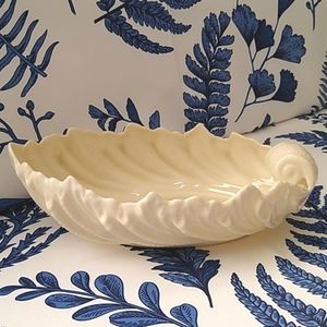 Lenox USA 9" Ivory Acanthus Leaf Shell Candy Dish